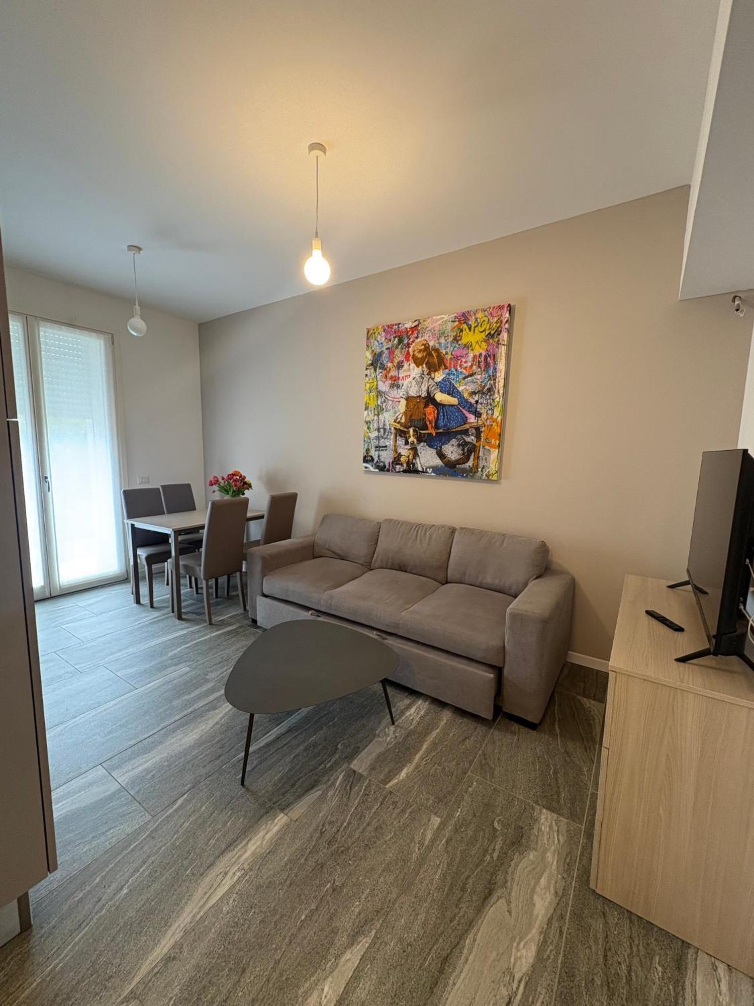 Essential Apartment Sesto San Giovanni Exterior foto